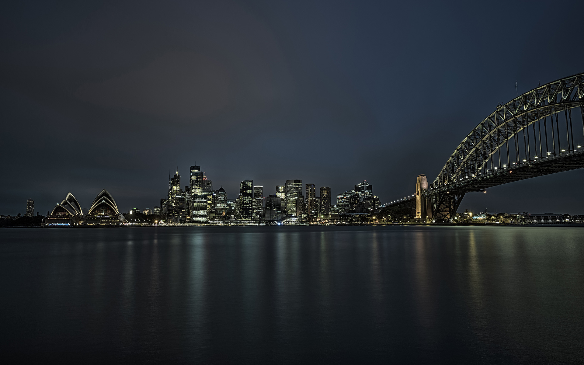 https://assetmaximizers.com/wp-content/uploads/2023/07/Sydney-at-night-1.jpg